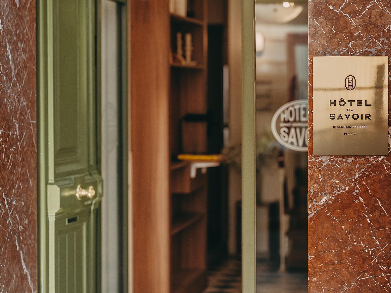 Du Savoir Hotel París