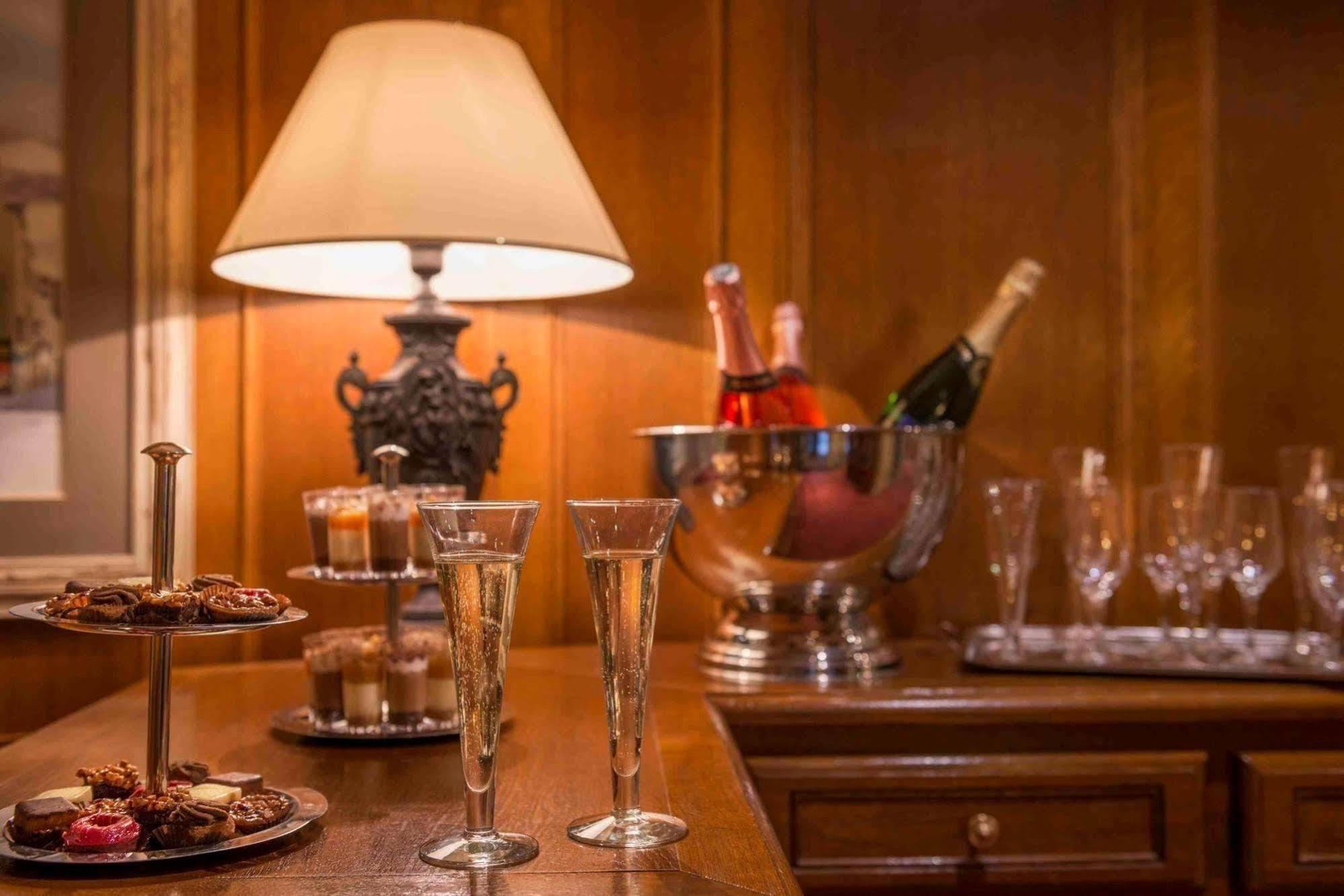 Le Petit Belloy Hotel 3*